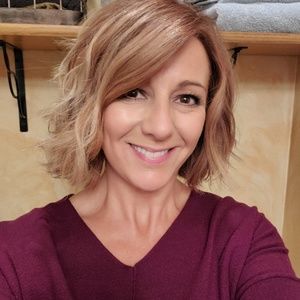 Meet your Posher, Sandy